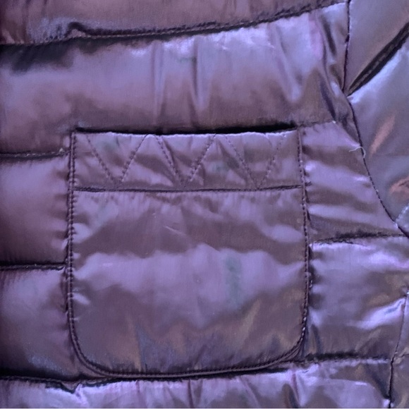 Lands End Burgundy Lightweight Puffer Jacket (Small) - Picture 11 of 11
